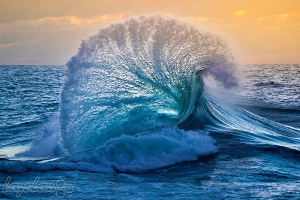 موج زیبا