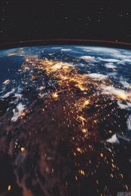 کره زمین در شب